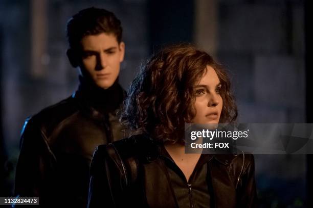 David Mazouz and Camren Bicondova in the Penguin, Our Hero episode of GOTHAM airing Thursday, Jan. 17 on FOX.