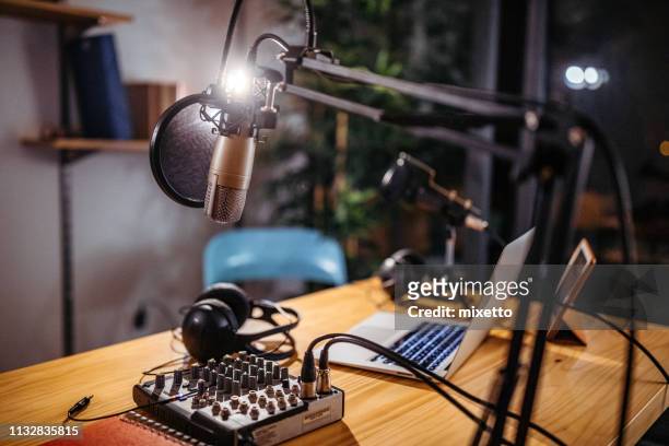 podcast studio - radio stock pictures, royalty-free photos & images