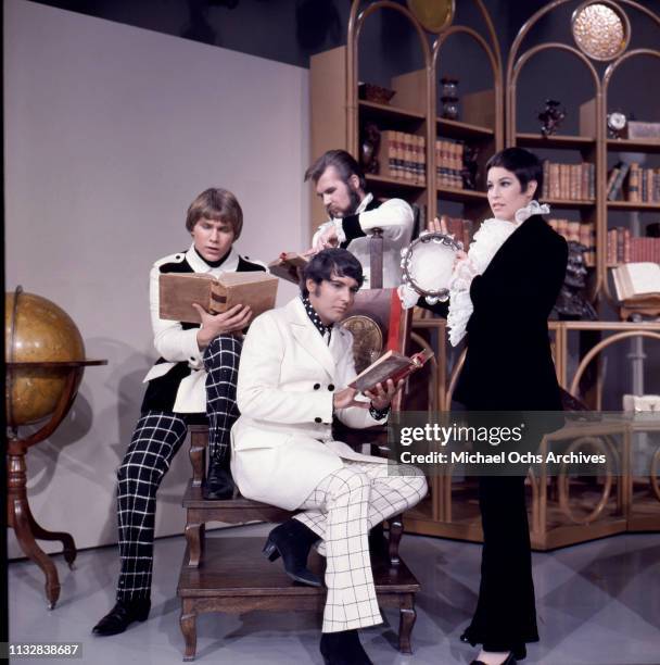 Kenny Rogers, Thelma Camacho, Mike Settle and Terry Williams of the band "Kenny Rogers & The First Edition" pose for a portrait session in 1967.