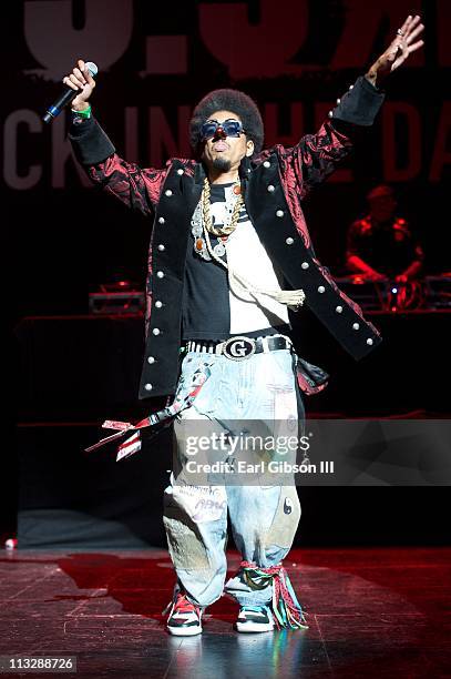 Rapper Shock G Photos and Premium High Res Pictures - Getty Images
