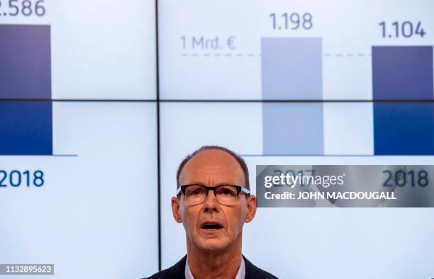 Thomas Rabe 507 Thomas Rabe Stock Photos, High-Res Pictures, and Images - Getty Images