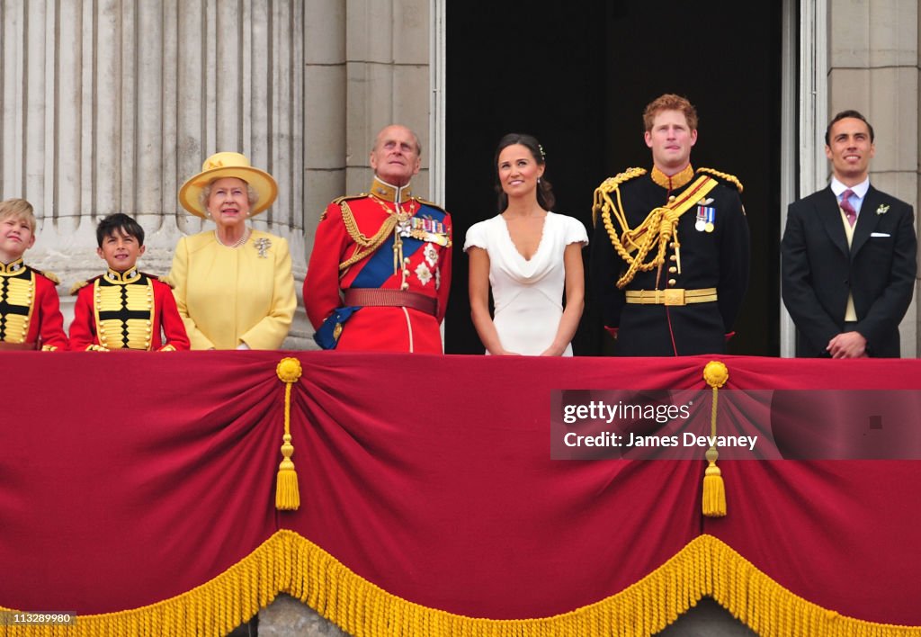 The Wedding of Prince William with Catherine Middleton - Procession