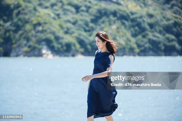 beautiful japanese women in her twenties - woman summer dress stock pictures, royalty-free photos & images