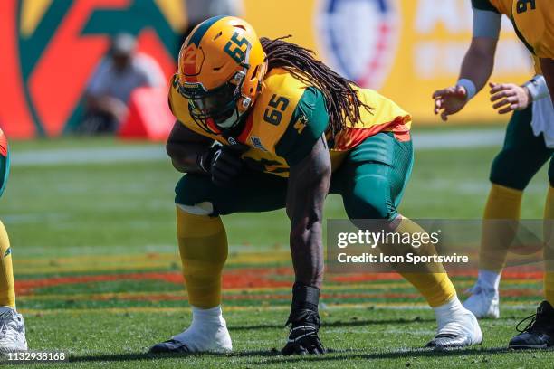 Arizona Hotshots offensive guard Josh Allen sets up for the play during the AAF football game between the San Diego Fleet and the Arizona Hotshots on...