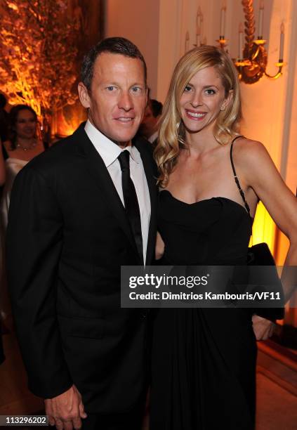 Cyclist Lance Armstrong and Anna Hansen attend the Bloomberg & Vanity Fair cocktail reception following the 2011 White House Correspondents'...