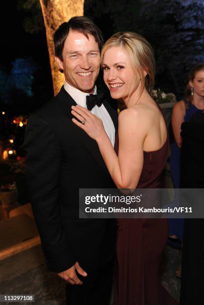 Actors Stephen Moyer and Anna Paquin attend the Bloomberg & Vanity Fair cocktail reception following the 2011 White House Correspondents' Association...