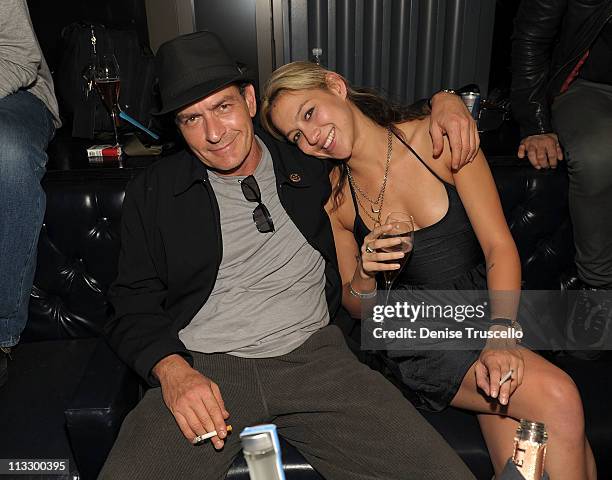 Charlie Sheen and Natalie Kenly attend Chateau Nightclub & Gardens on April 30, 2011 in Las Vegas, Nevada.