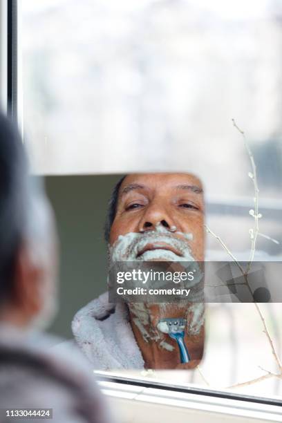 Barbers Robe Photos and Premium High Res Pictures - Getty Images