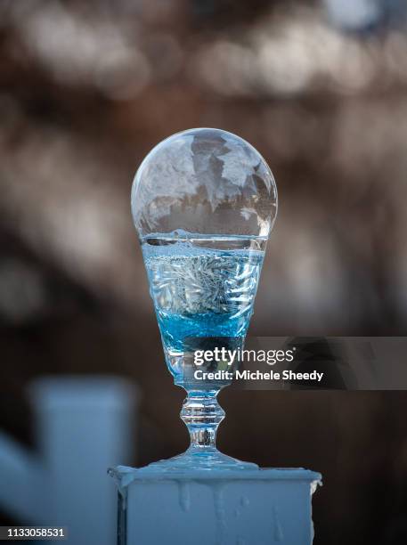 bubble ice crystals - sheedy stock pictures, royalty-free photos & images