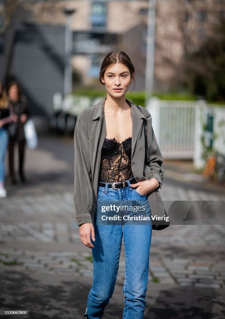 Street Style - Paris Fashion Week Womenswear Fall/Winter 2019/2020 : Day Five