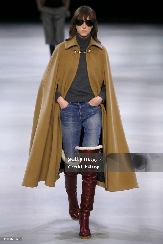 Celine : Runway - Paris Fashion Week Womenswear Fall/Winter 2019/2020