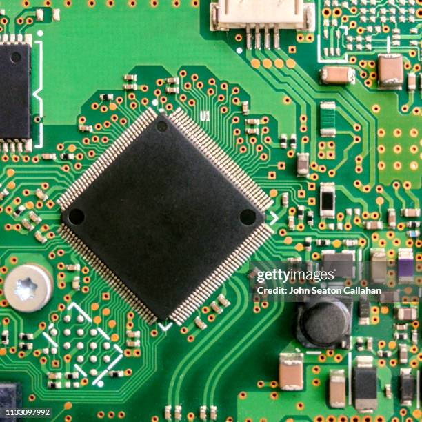 Cpu Disk Computer Cpu Box Photos and Premium High Res Pictures - Getty Images