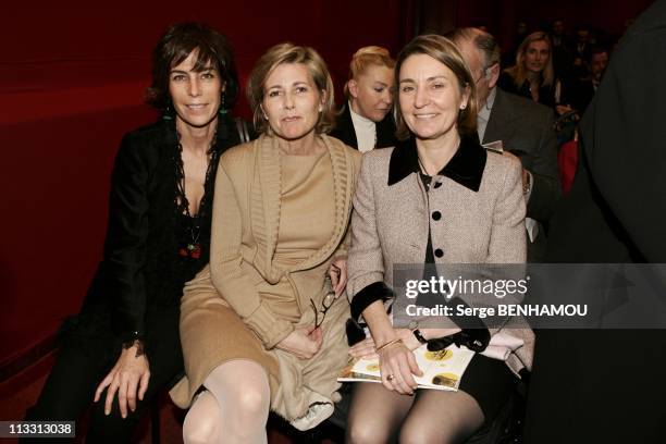 Sale In Drouot For The Profit Of Yellow Pieces 2005 Association On February 14Th, 2005 In Paris, France - Christine Orban, Claire Chazal, Mme Perben.