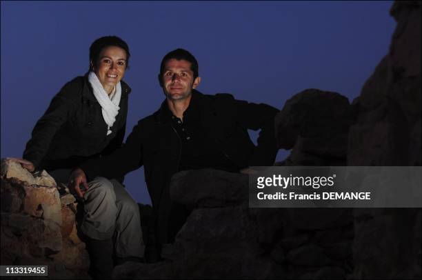 On The Marches Of The Show 'Echappees Belles' In Ksar Ghilane, Tunisia On March 16, 2007 - Stephane Bouillaud, and Sophie Jovillard, animators of the...