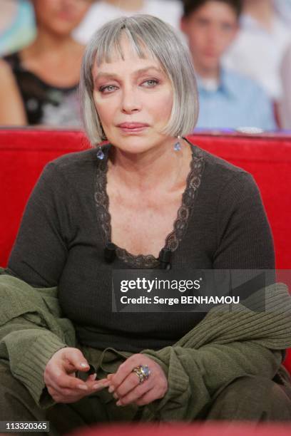 Pierre Perret On 'Vivement Dimanche' Tv Show - On April 19Th, 2006 - In Paris, France - Here, Marie Laforet