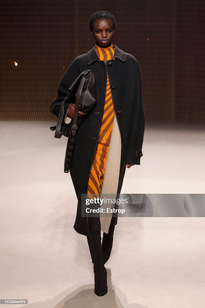 Hermes : Runway - Paris Fashion Week Womenswear Fall/Winter 2019/2020