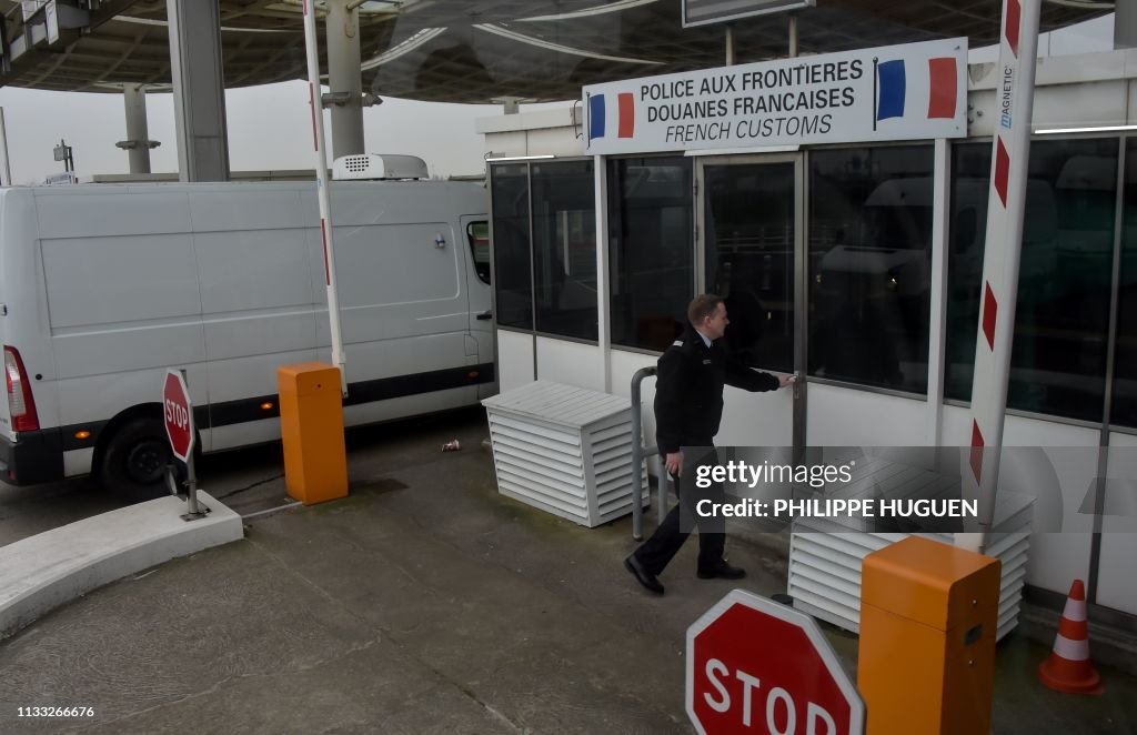 FRANCE-BRITAIN-BREXIT-EUROTUNNEL-CUSTOMS