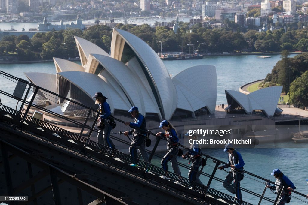 Sydneysiders Marks 30th Anniversary Of Clean Up Sydney Harbour