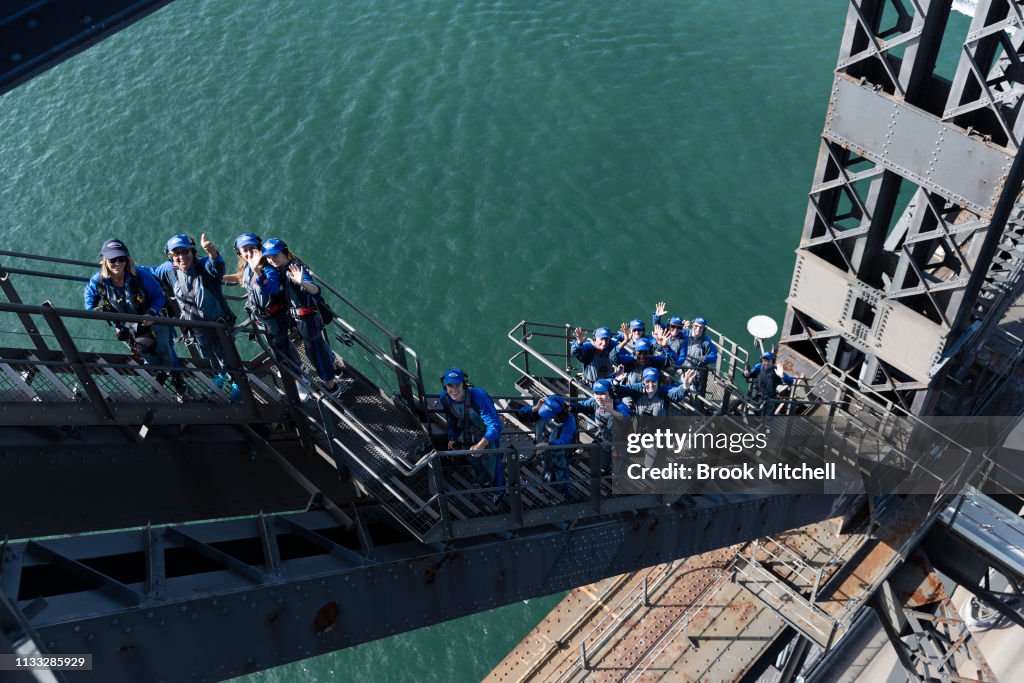 Sydneysiders Marks 30th Anniversary Of Clean Up Sydney Harbour