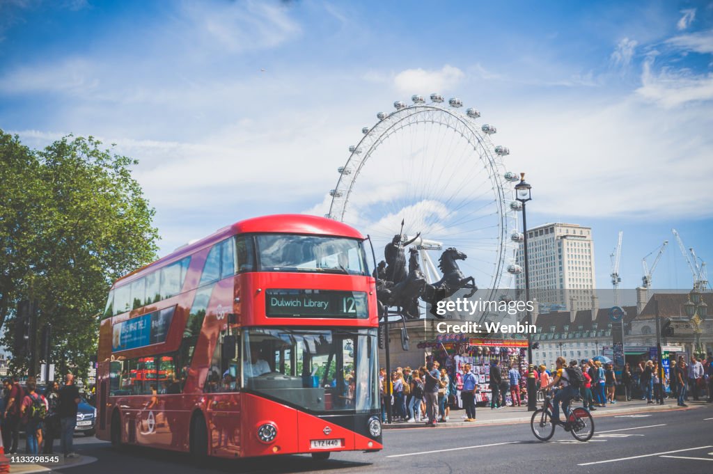 London red bus