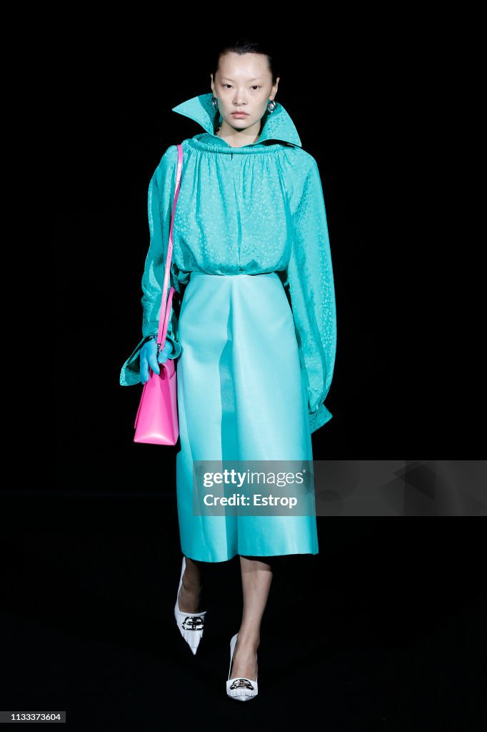 Balenciaga : Runway - Paris Fashion Week Womenswear Fall/Winter 2019/2020