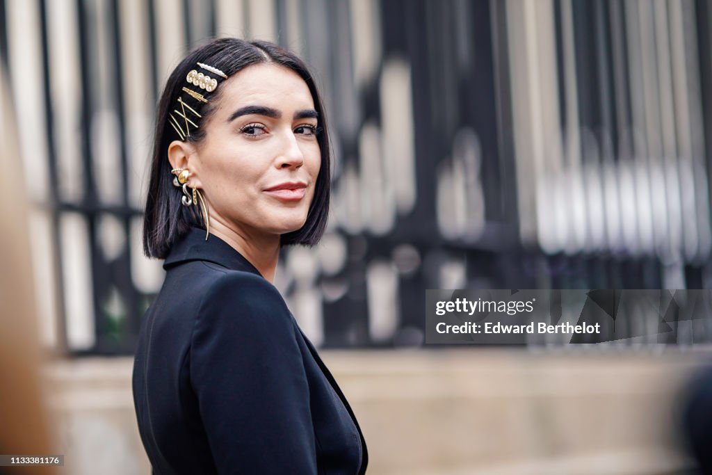 Street Style - Paris Fashion Week Womenswear Fall/Winter 2019/2020 : Day Six