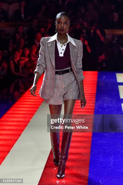 Model walks the runway during the Tommy Hilfiger TOMMYNOW Spring 2019 : TommyXZendaya Premieres at Theatre des Champs-Elysees on March 02, 2019 in...