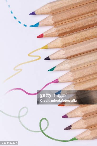 colored pencil - colorear stockfoto's en -beelden