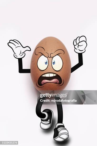 angry egg.  you have to eat eggs. - travesura foto e immagini stock