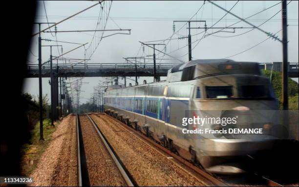 Iris 320, The Watchful Eye Of The Sncf - On October 09Th, 2006 In France - Here, Iris 320 Is Single In The World - He Is Team Of 150 Sensors, 12...