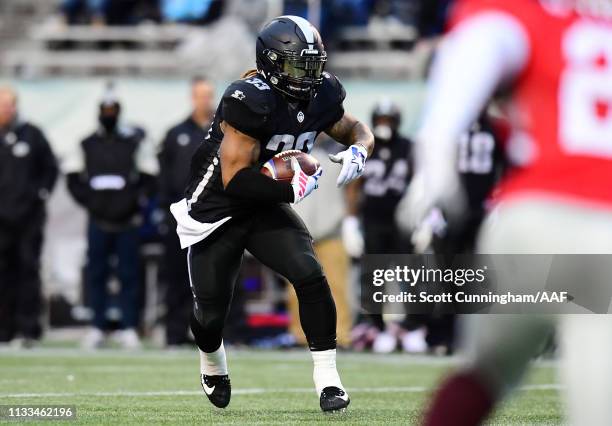 Trent Richardson of the Birmingham Iron runs with the ball during the second half against the San Antonio Commanders in an Alliance of American...