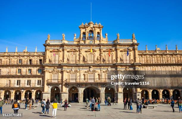 plaza mayor en salamanca, españa - salamanca fotografías e imágenes de stock