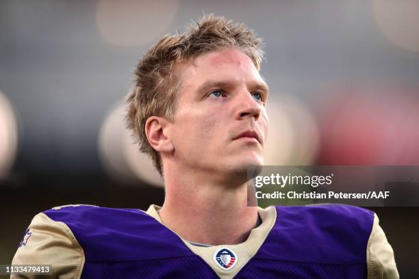 Matt Simms of the Atlanta Legends leaves the field after a hand injury during the first quarter of the Alliance of American Football game against the...