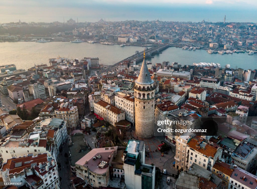 Luftaufnahme der Galata-Turm in Istanbul, Türkei