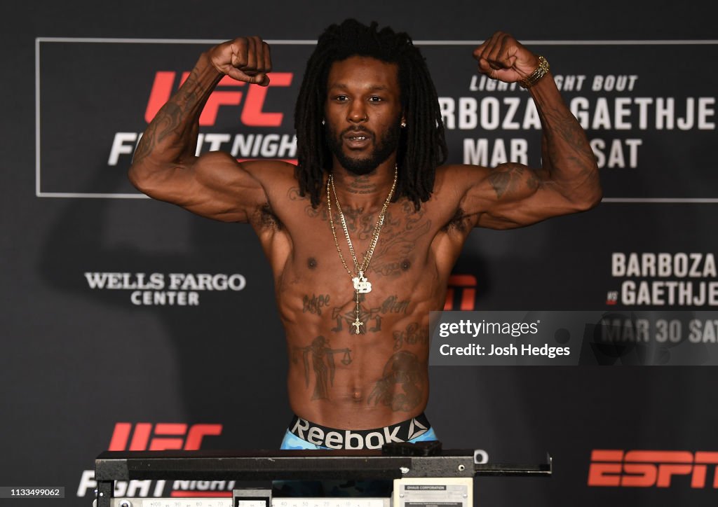 UFC Fight Night: Weigh-ins