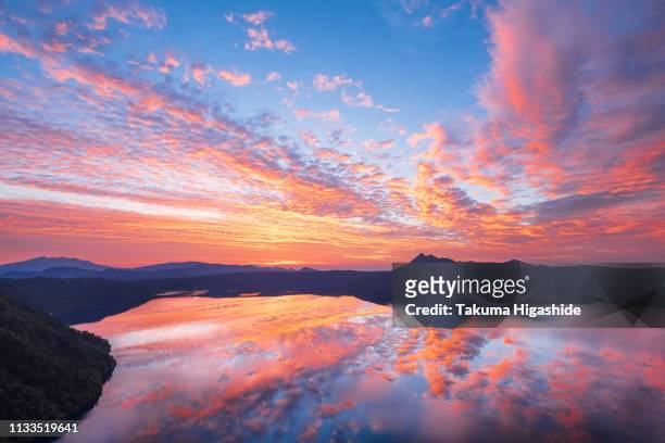 burning sky - 静寂 stock pictures, royalty-free photos & images