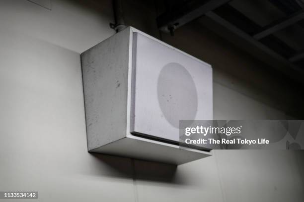 speaker_p1170515 - 屋内 stock pictures, royalty-free photos & images