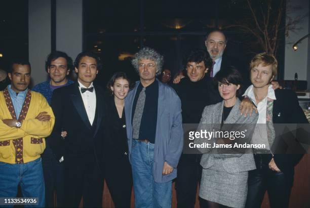 Jean-Jacques Annaud with Berri, Bruel, Renaud, Charasse Family, Jane March, Miou Miou, the Unknowns and Malavoy.
