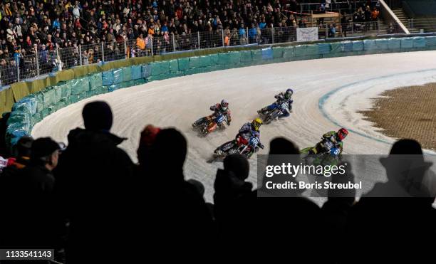 Ice Speed Racing 160 Ice Speedway Stock Photos, High-Res Pictures, and Images - Getty Images