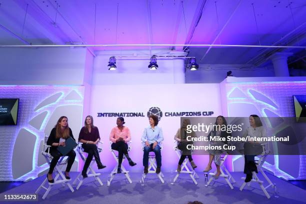 Moderator Heather O'Reilly, Members of the 1999 U.S. Women's National Team Brandi Chastain, Briana Scurry, Michelle Akers, Kristine Lilly, Kate...