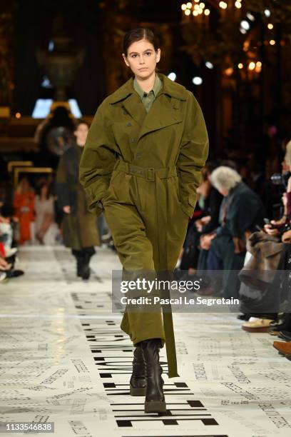 Kaia Gerber walks the runway during the Stella McCartney show as part of the Paris Fashion Week Womenswear Fall/Winter 2019/2020 on March 04, 2019 in...