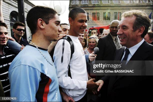 France'S Udf Political Party Presidential Candidate Francois Bayrou Visits Franche Comte And Meets Ecologist Former Presidential Candidate Antoine...