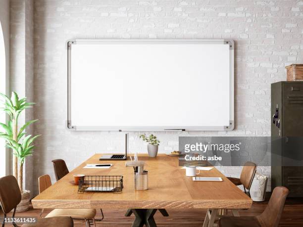 office with white board - mesa de reunião imagens e fotografias de stock