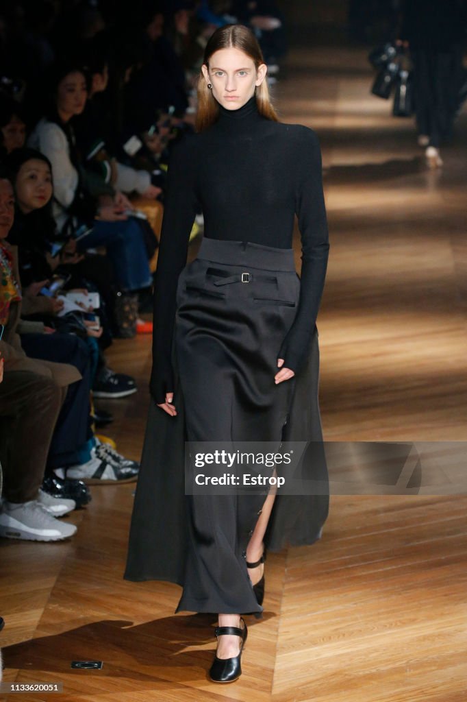 Beautiful People : Runway - Paris Fashion Week Womenswear Fall/Winter 2019/2020