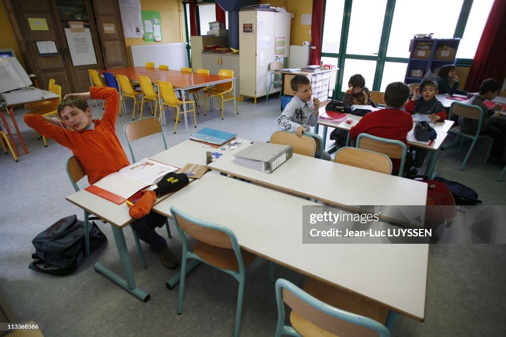 One day with Edouard, 10 years old, autistic, under treatment according the ABA method in Villeneuve D'Ascq, France on April 25, 2008.