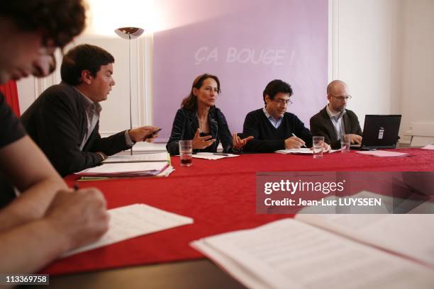 Segolene Royal Reunites The Group Of 20 At Her Headquarters On The Boulevard Raspail In Paris, France On May 17, 2008 - Ciryl Piquemal, Thomas...