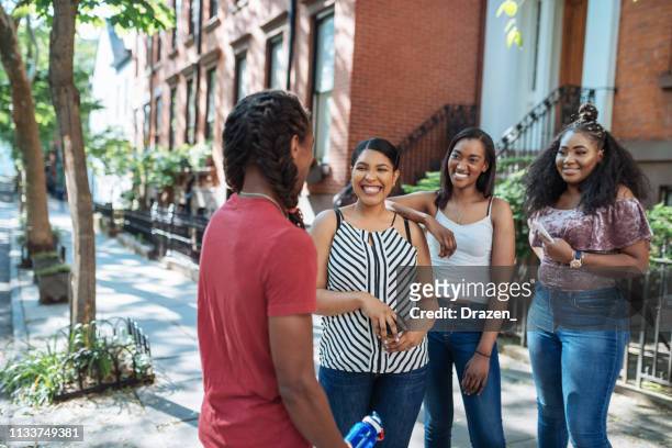 young people traveling together in the city - community and friendship in usa - dominican ethnicity stock pictures, royalty-free photos & images