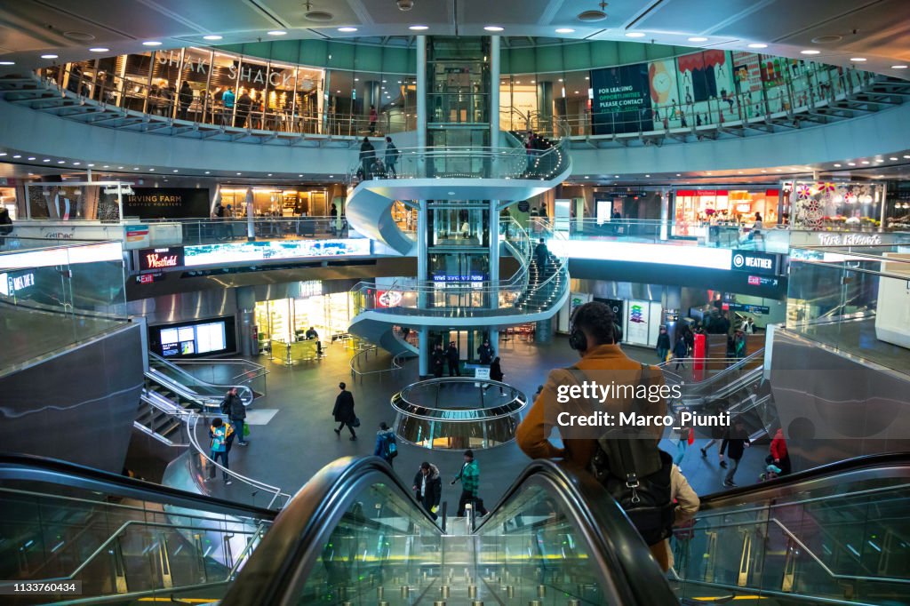 Fulton Center NYC U-Bahnstation in der Innenstadt