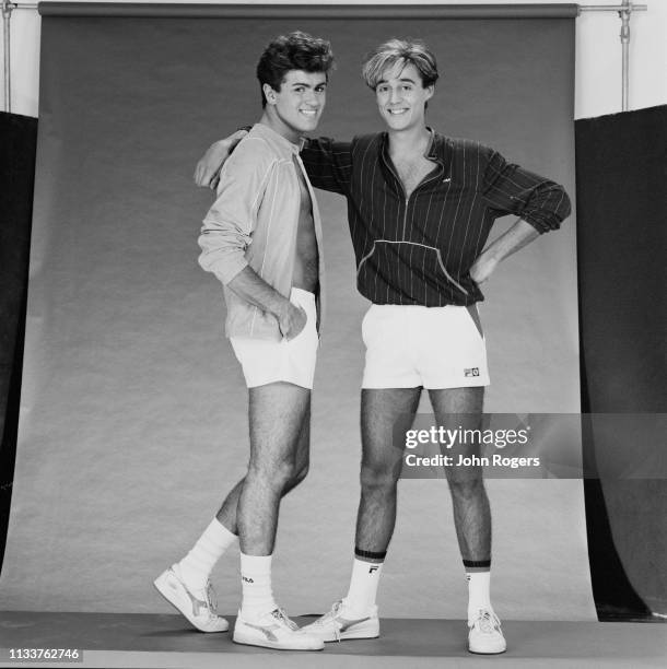 British singer-songwriters George Michael and Andrew Ridgeley of pop duo Wham!, UK, 8th November 1983.