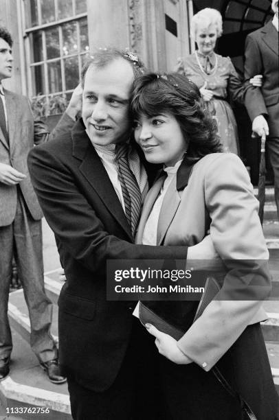 Scottish singer-songwriter, guitarist, record producer, and film score composer Mark Knopfler and Lourdes Salomone on their wedding day, UK, 10th...